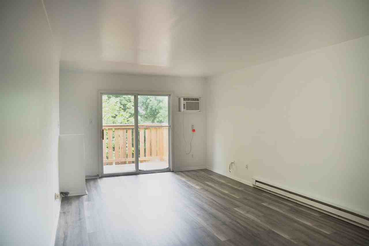 503 S Austin St #524 - Photo 4 of 15