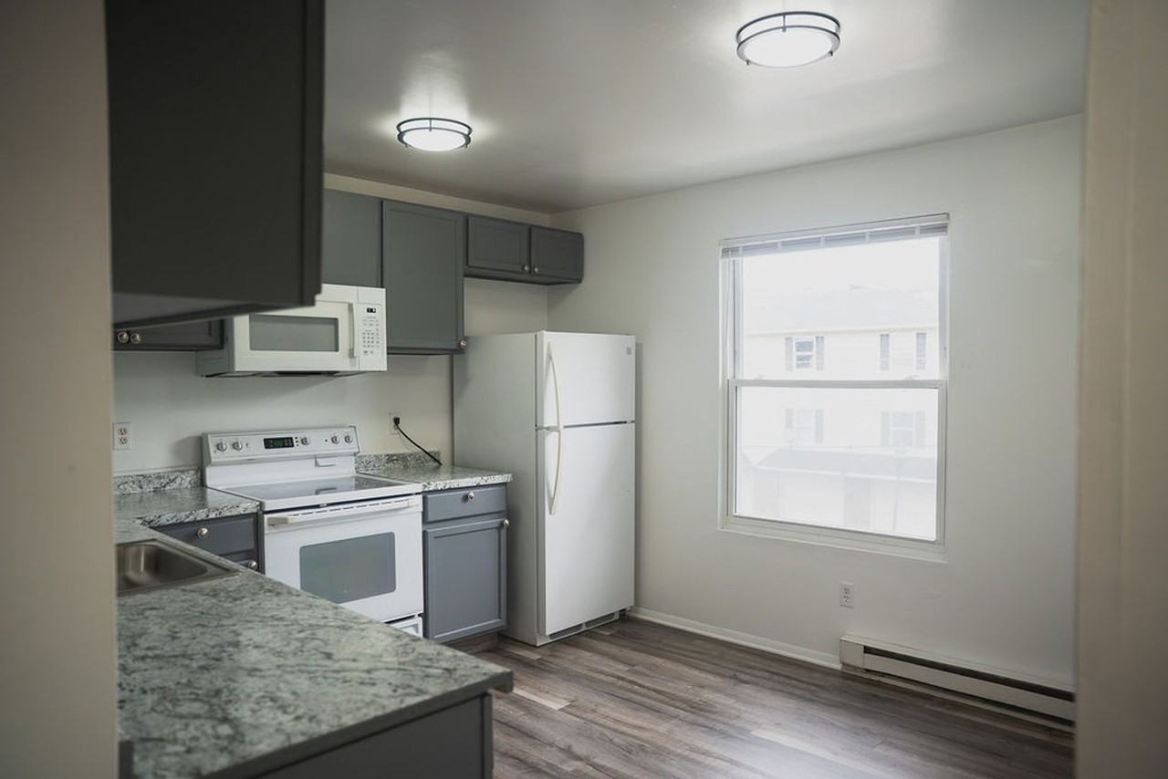 503 S Austin St #524 - Photo 5 of 15
