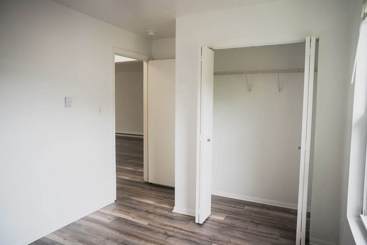 503 S Austin St #524 - Photo 7 of 15