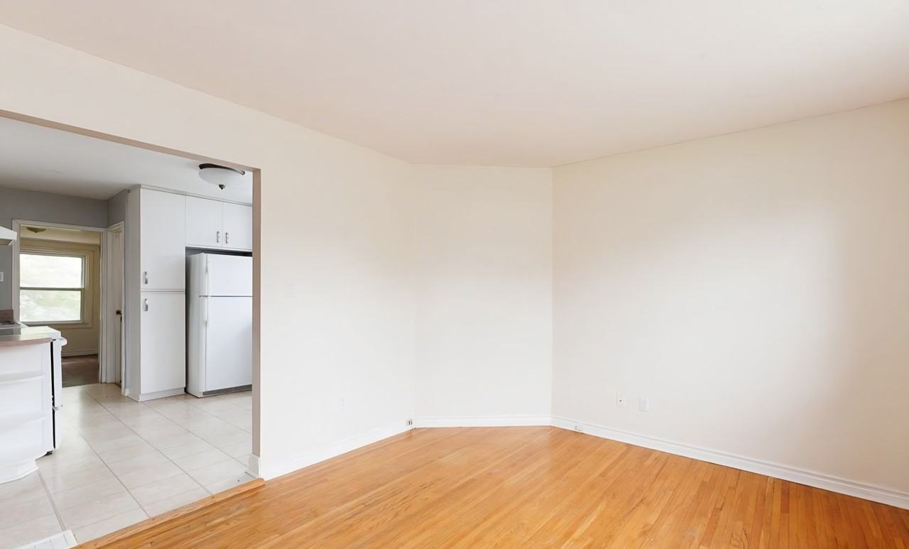 1185 Albany Street - Photo 3 of 27