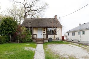 featured image of 1185 Albany Street #UPPER