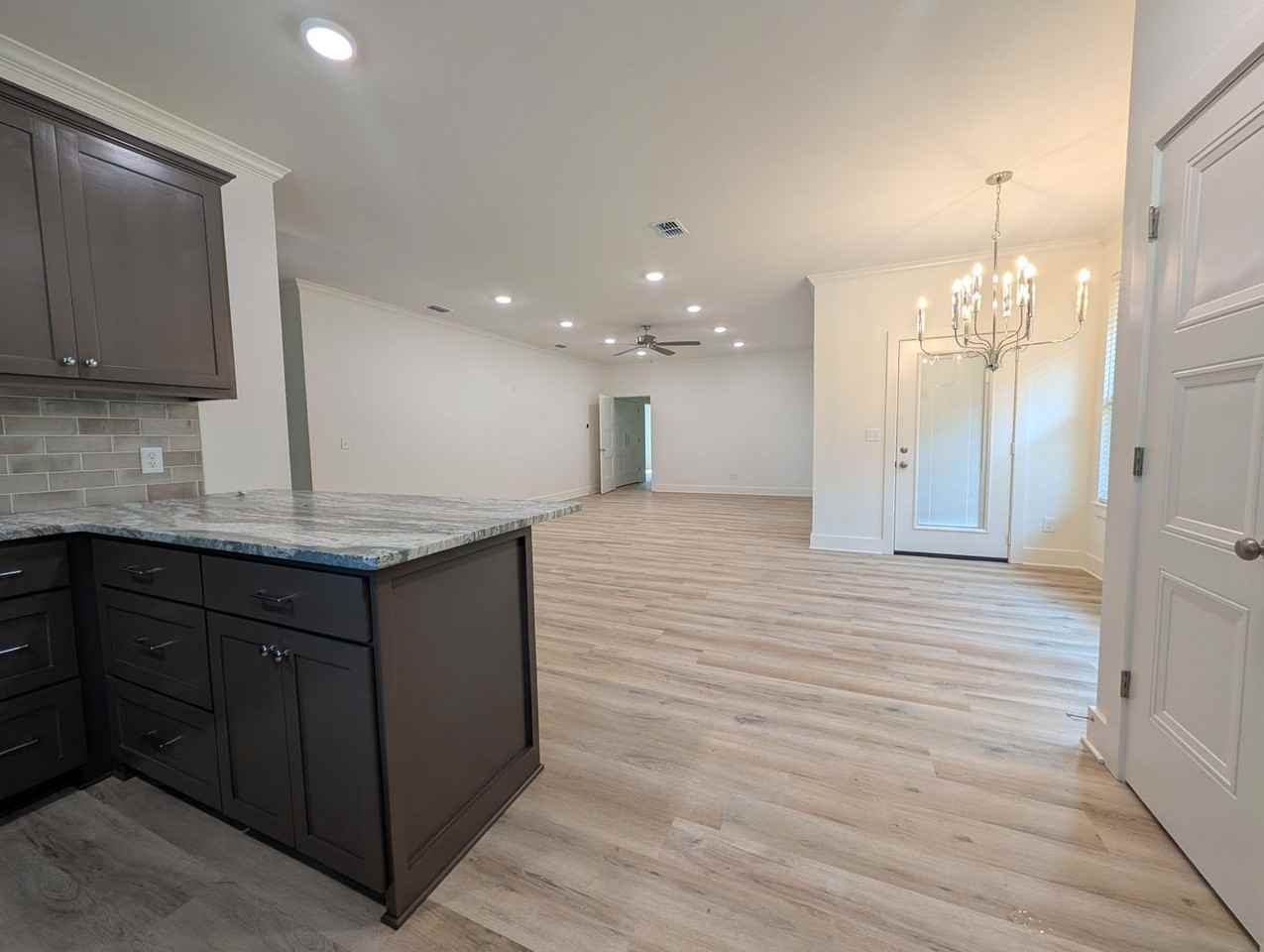 7A Fernwood Dr - Photo 5 of 17