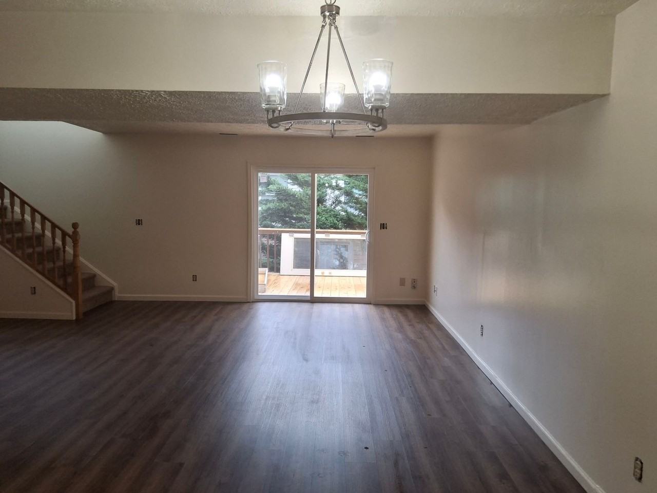 122 Alderman Dr - Photo 4 of 13
