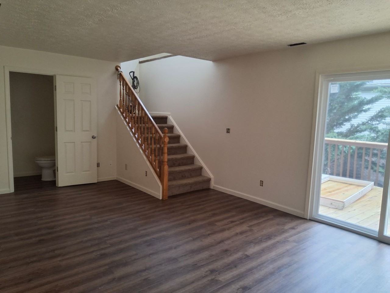 122 Alderman Dr - Photo 5 of 13