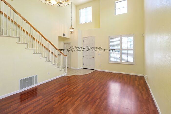 75 Quist Ave - Photo 4 of 22