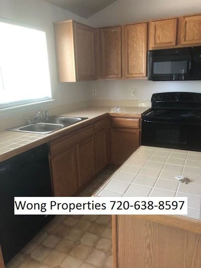 3761 E 138th Pl - Photo 3 of 12