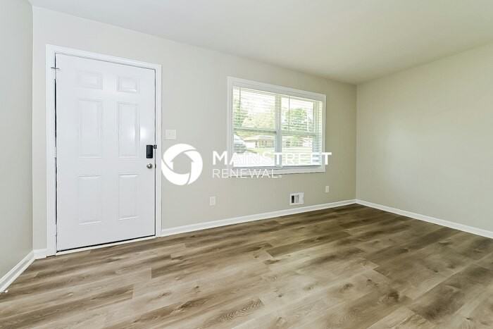 2816 Knollview Dr - Photo 2 of 16