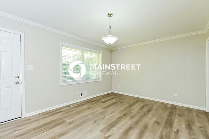 2816 Knollview Dr - Photo 4 of 16