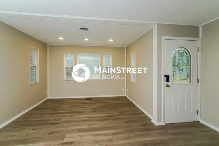 279 Granvil Dr - Photo 3 of 16