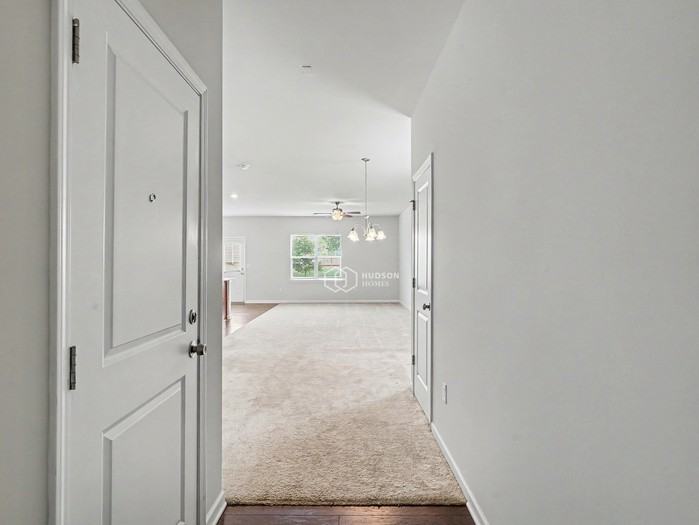 808 Royal Red Ct - Photo 4 of 32