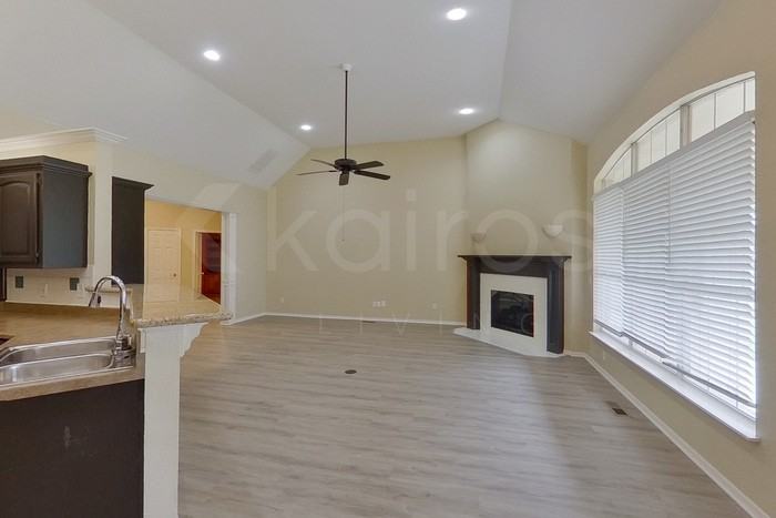 7208 Nw 131st St - Photo 7 of 29