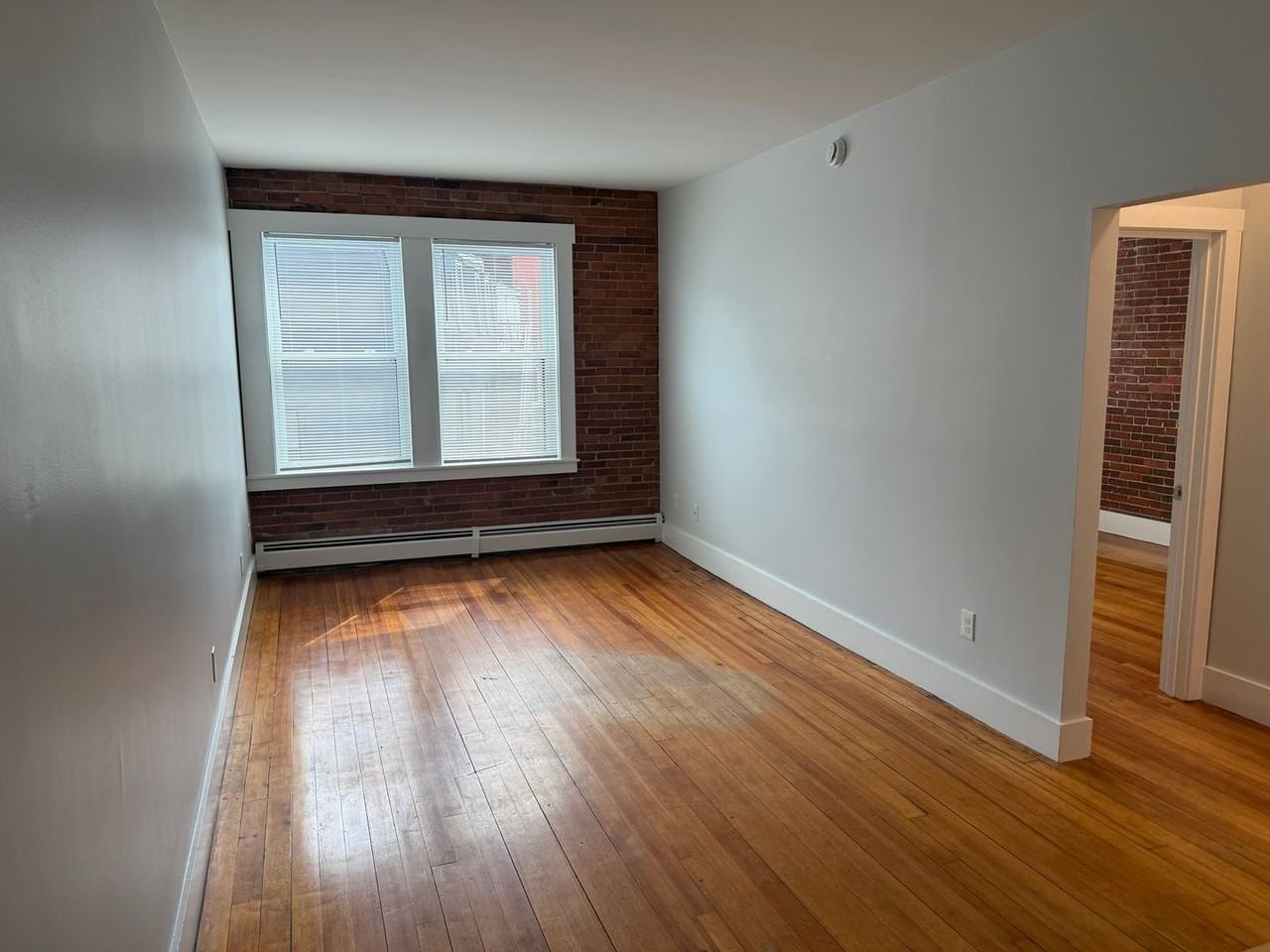 105 Main St - Photo 4 of 14