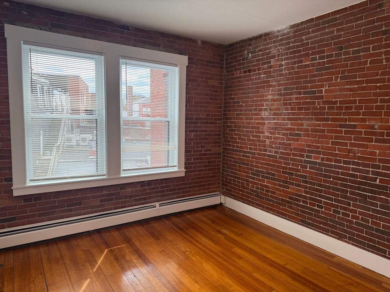 105 Main St - Photo 6 of 14