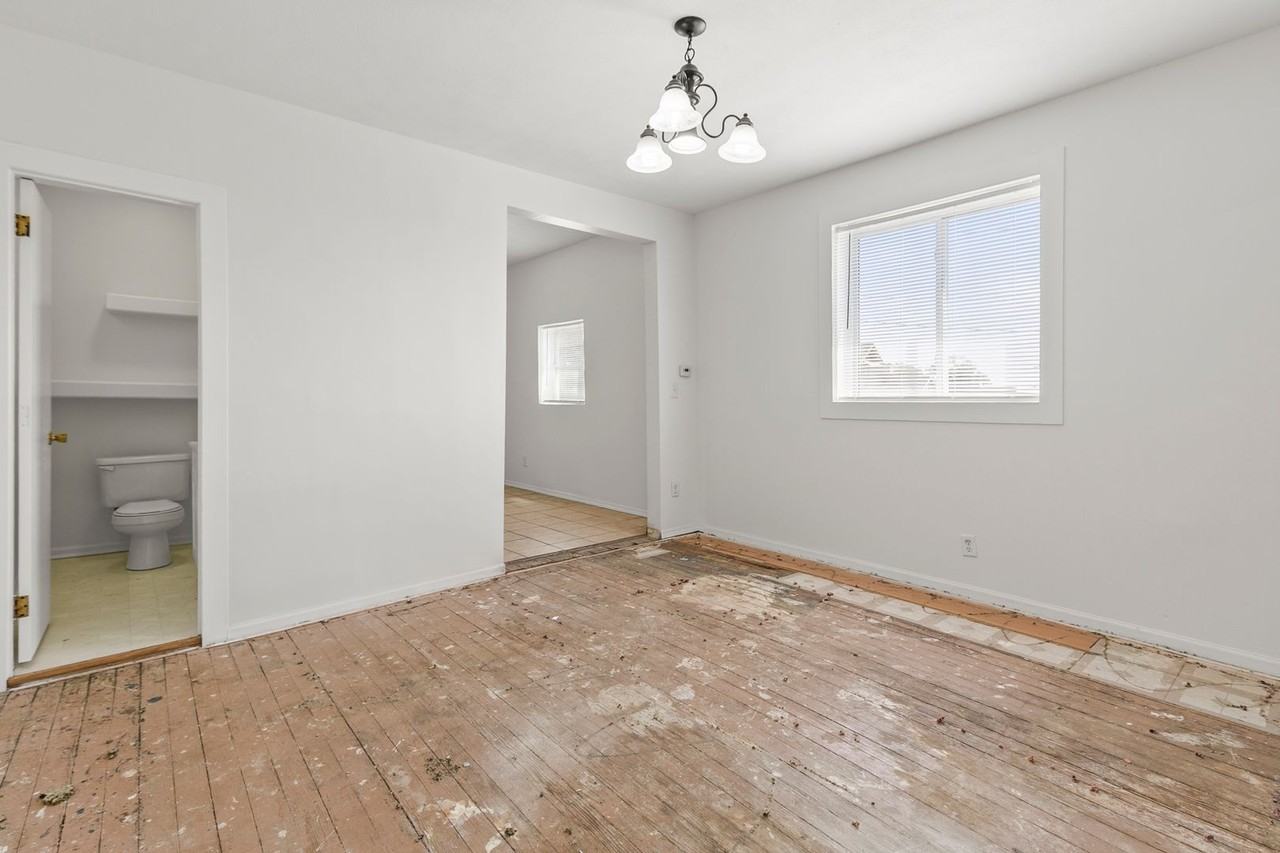 5422 5422 S 23rd St - 5422 S 23rd 1/2 - Photo 6 of 19