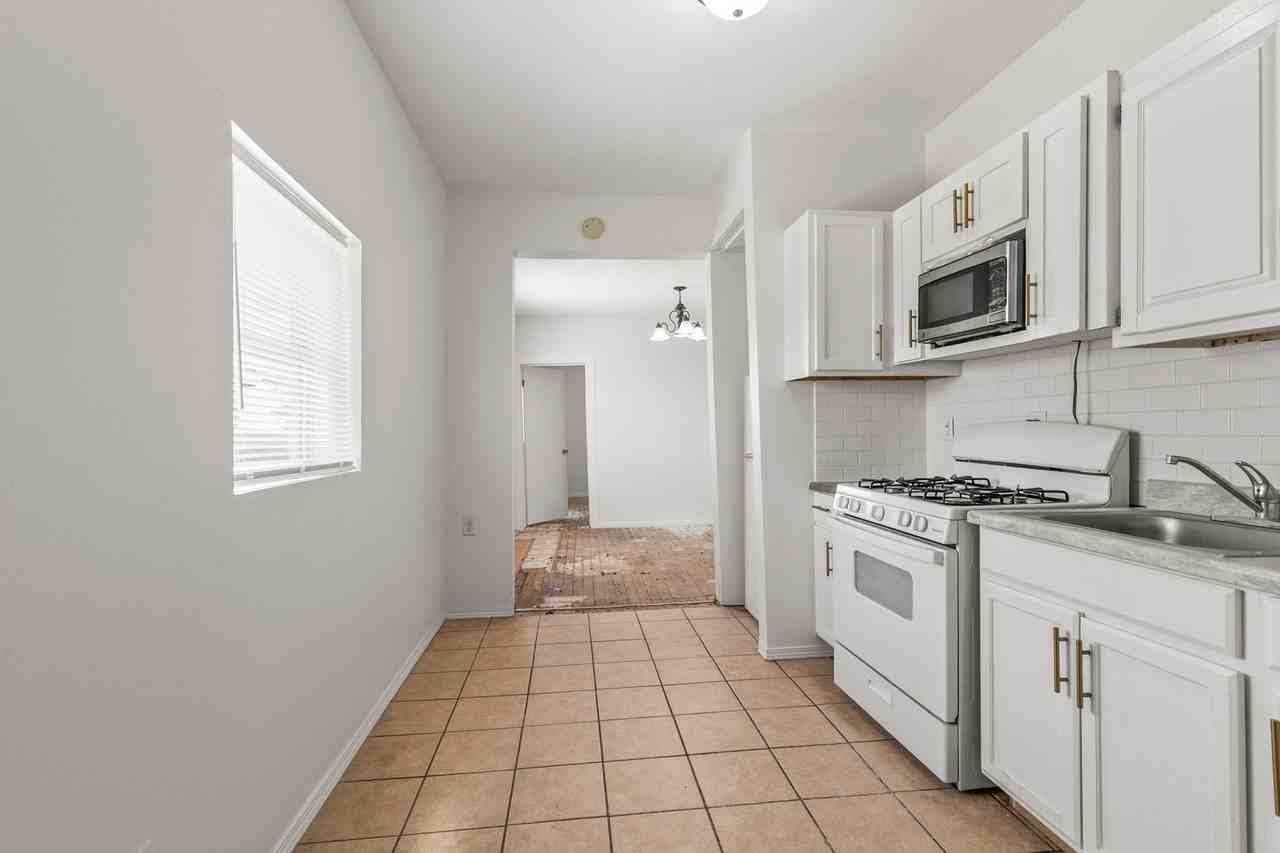 5422 5422 S 23rd St - 5422 S 23rd 1/2 - Photo 7 of 19