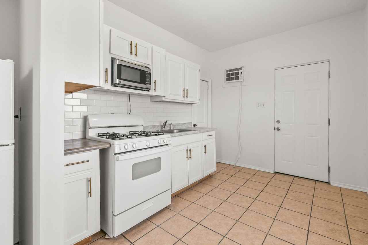 5422 5422 S 23rd St - 5422 S 23rd 1/2 - Photo 6 of 12
