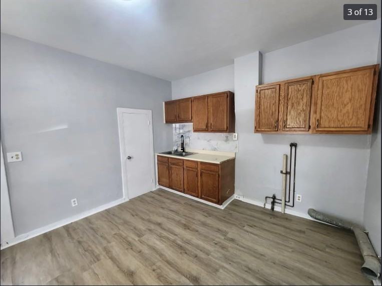 105 Penn St #105-1-2 - Photo 3 of 13