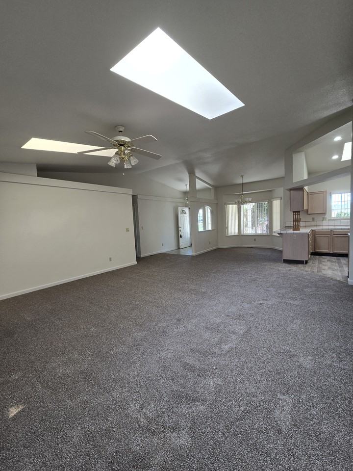 1276 Kyndal Way #NA - Photo 3 of 13