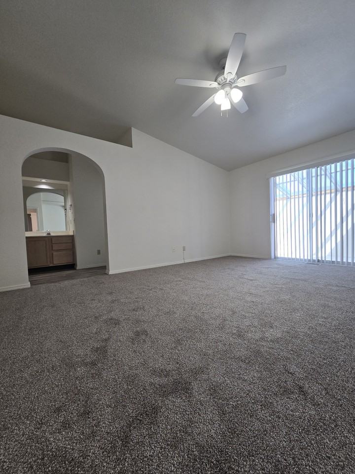 1276 Kyndal Way #NA - Photo 6 of 13