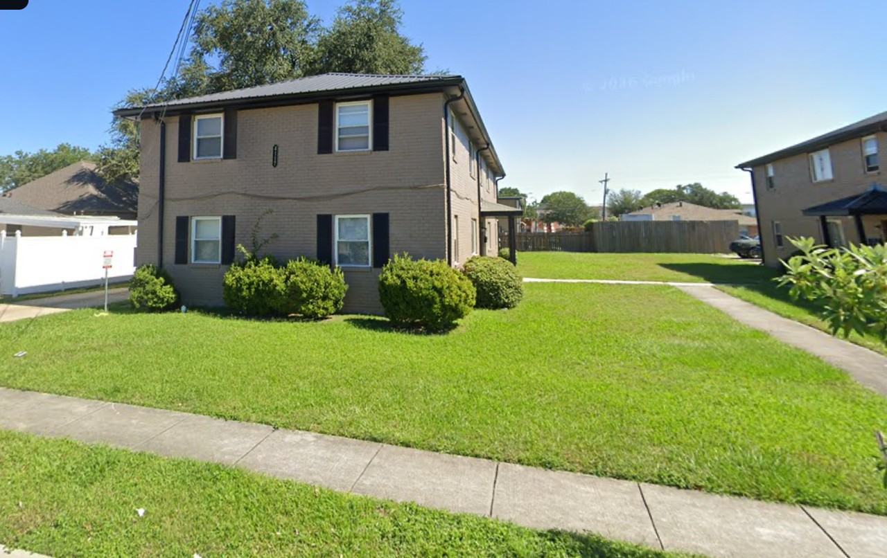 4117 Roneagle Way #D - Photo 3 of 17