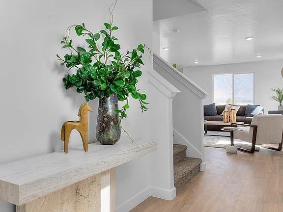 343 E Glencoe Dr #NA - Photo 6 of 15