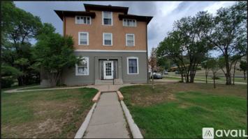featured image of 504 S 5th St #2