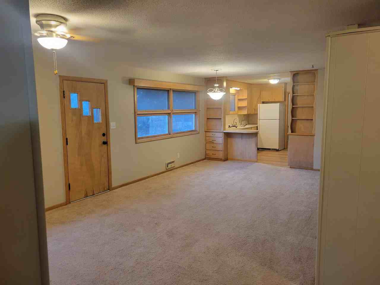 108 Laurel Ct #NA - Photo 6 of 12