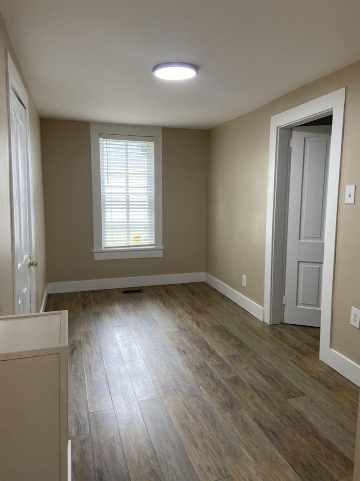 614 Moyers Ave #NA - Photo 7 of 22