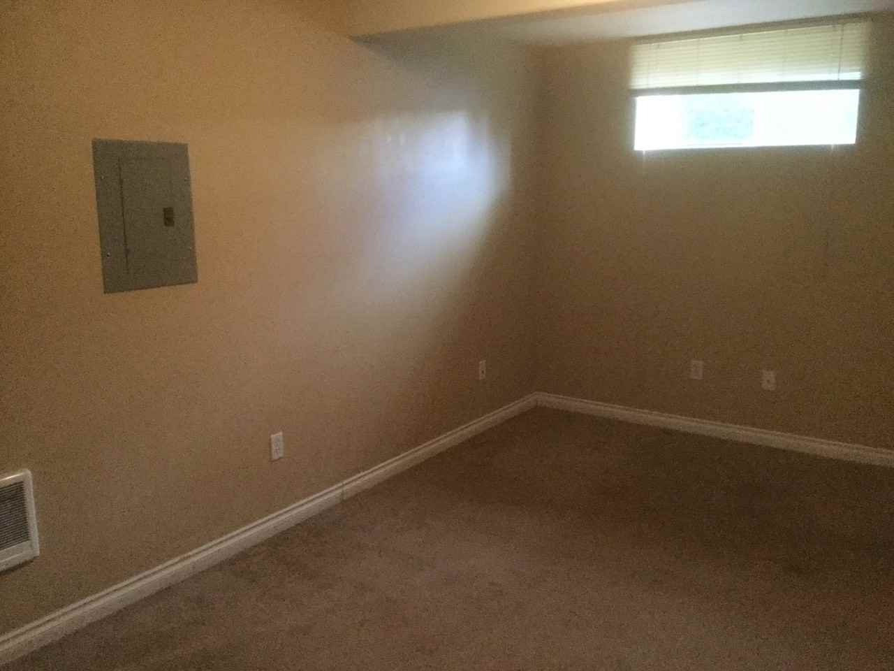 1200 E 4th St #1 - Photo 3 of 14