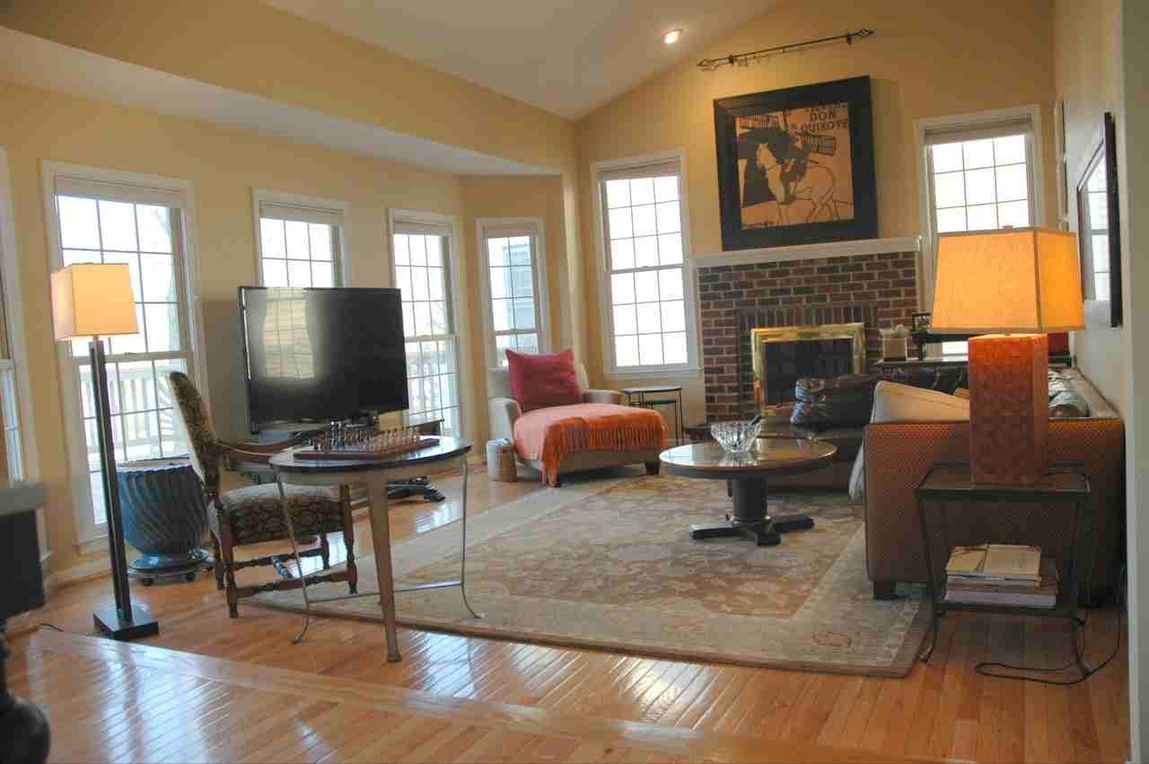 4218 Trowbridge St #NA - Photo 6 of 9