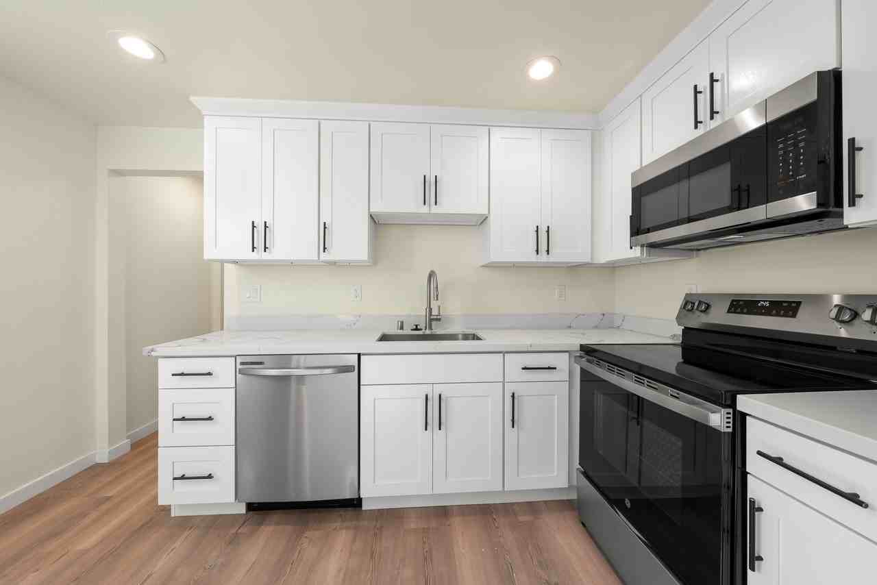 8322 Wabash Ave S #8324B - Photo 2 of 9