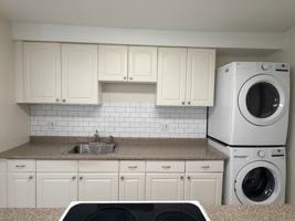 featured image of 103 Grove St #3