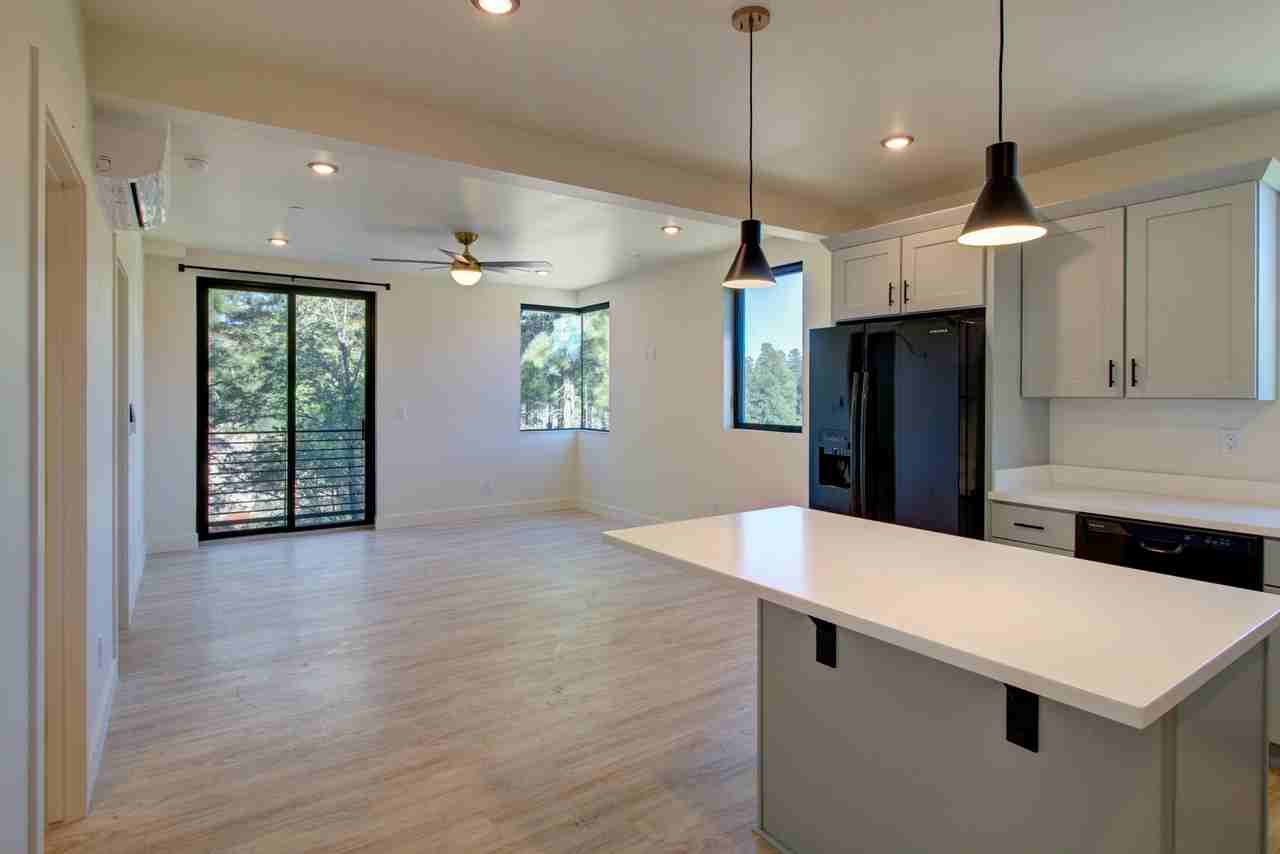 1206 E Jen Dr #102 - Photo 3 of 20