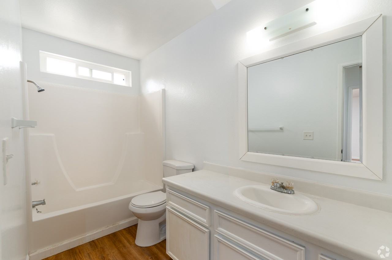 416 N N St #47 - Photo 7 of 11