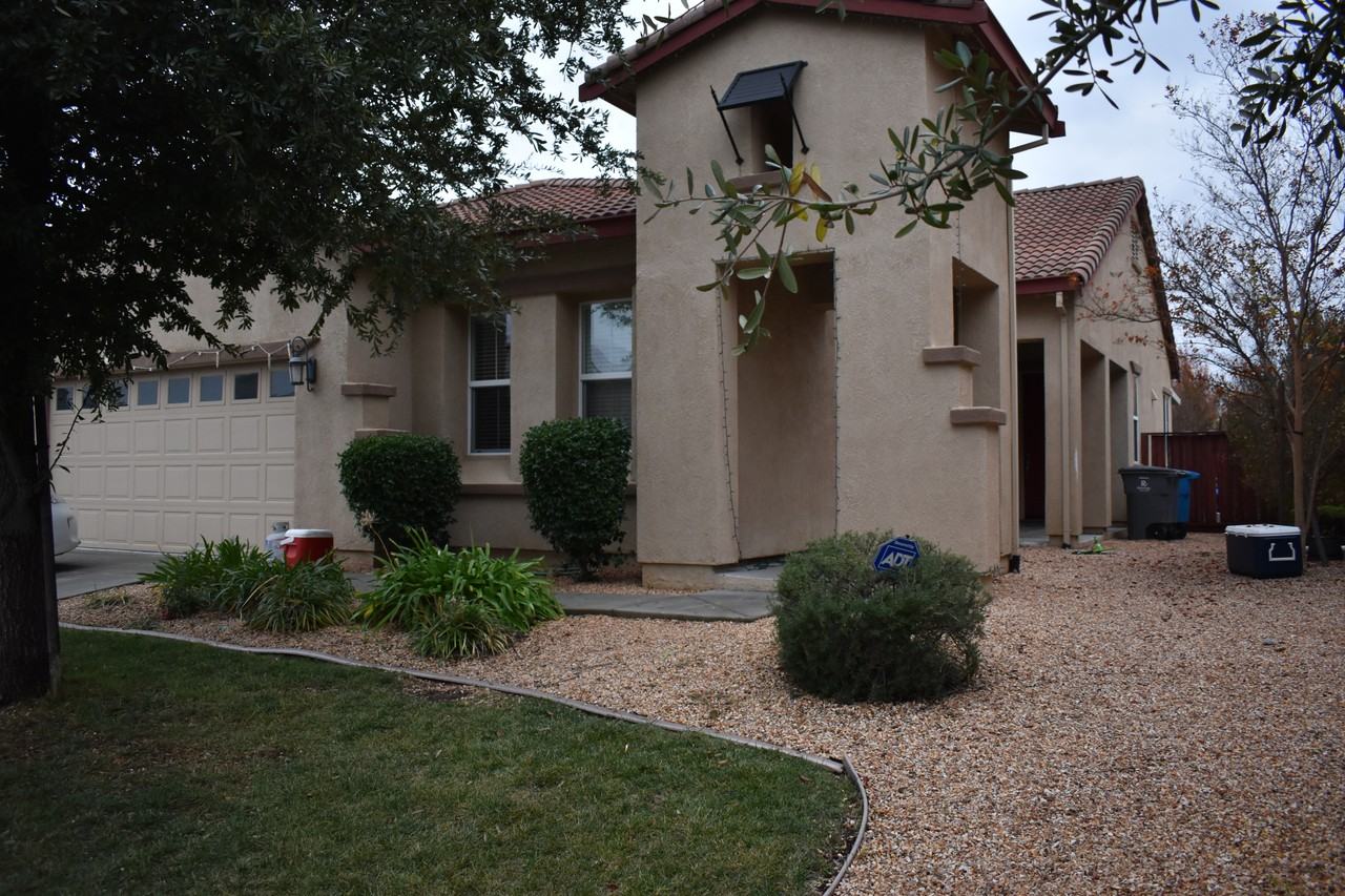 513 Canterbury Cir #NA - Photo 3 of 16