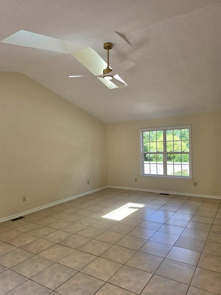 3019 Pratt St #NA - Photo 4 of 6