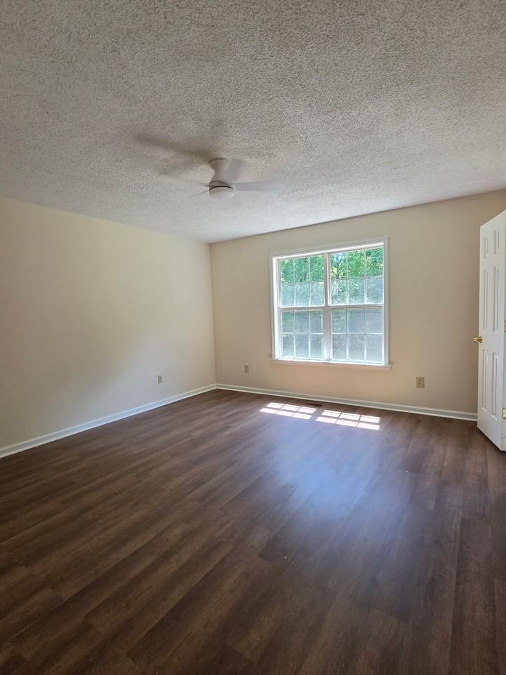3019 Pratt St #NA - Photo 6 of 6