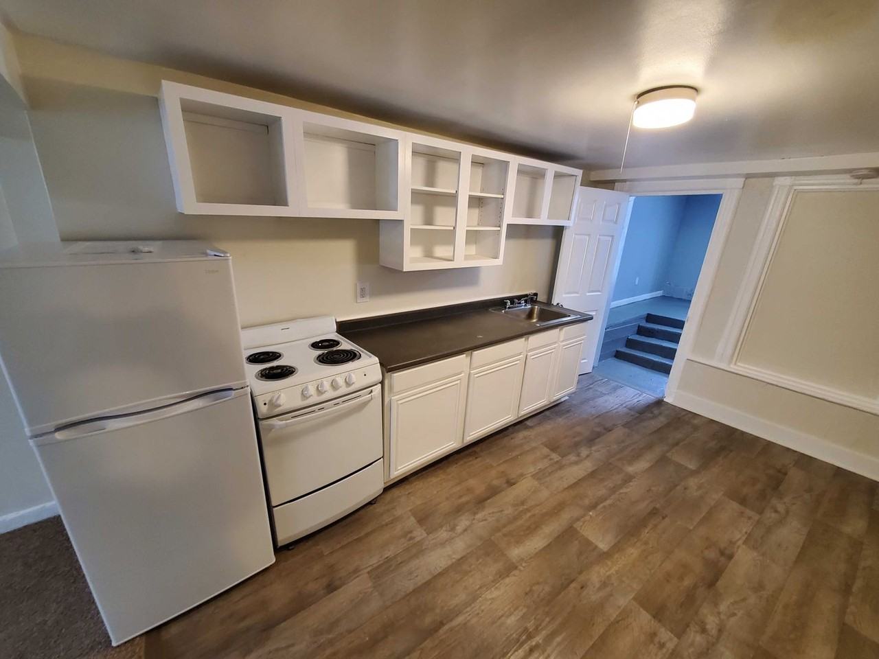 127 Dove Street - Photo 5 of 16
