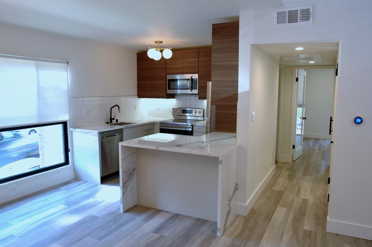 2120 Rodney Dr #3 - Photo 6 of 22