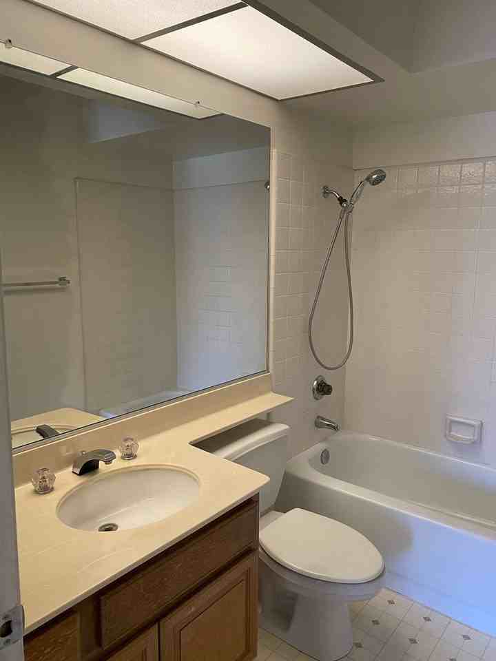 13826 Christian Barrett Dr - Photo 7 of 17
