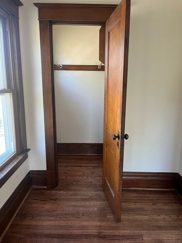 104 Helen St - Photo 5 of 11