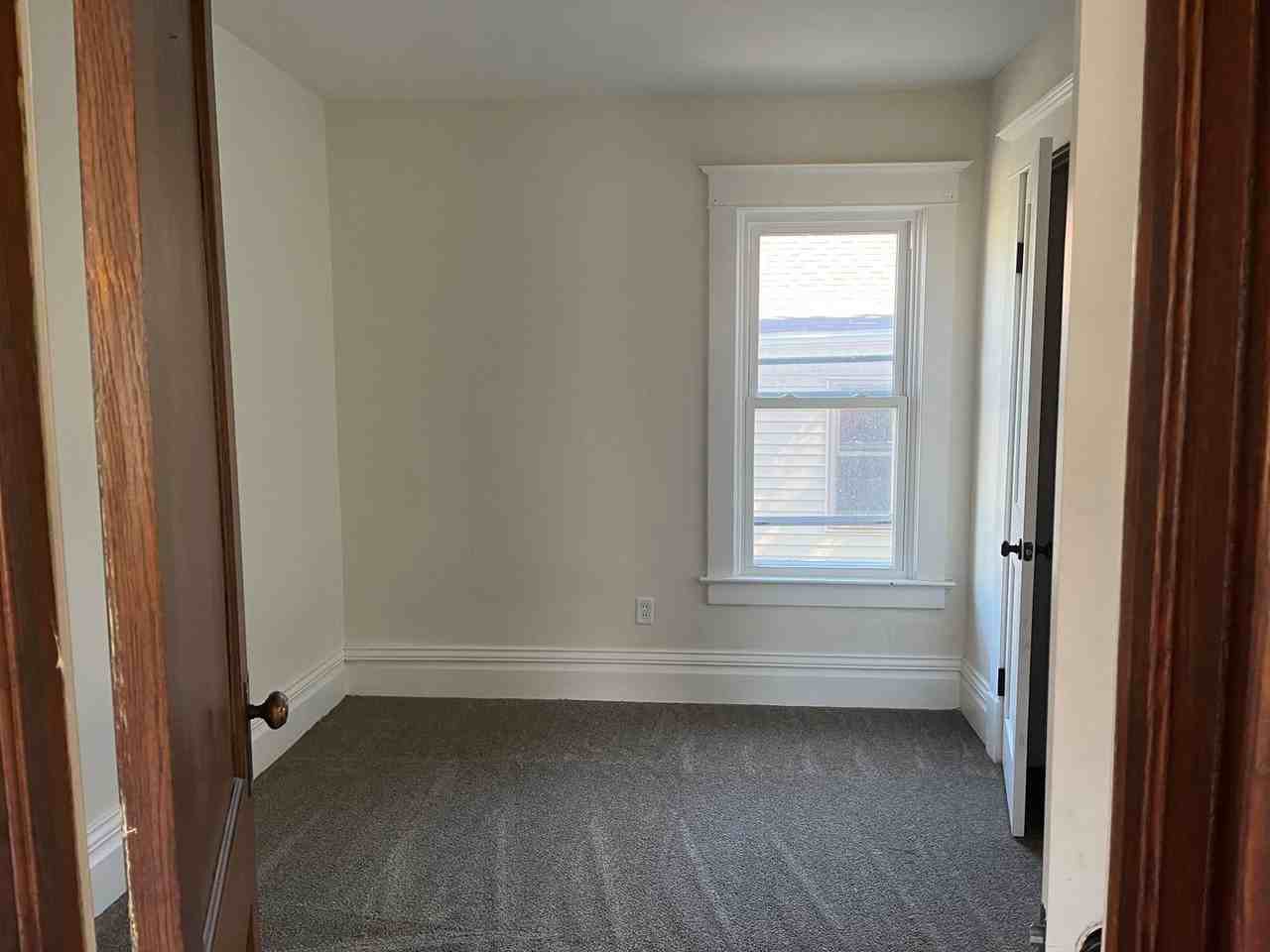 104 Helen St - Photo 6 of 11