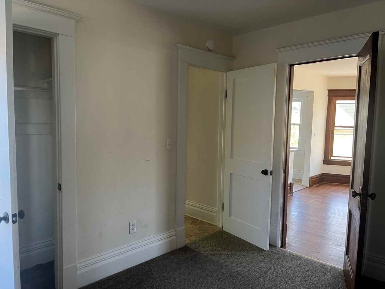 104 Helen St - Photo 7 of 11