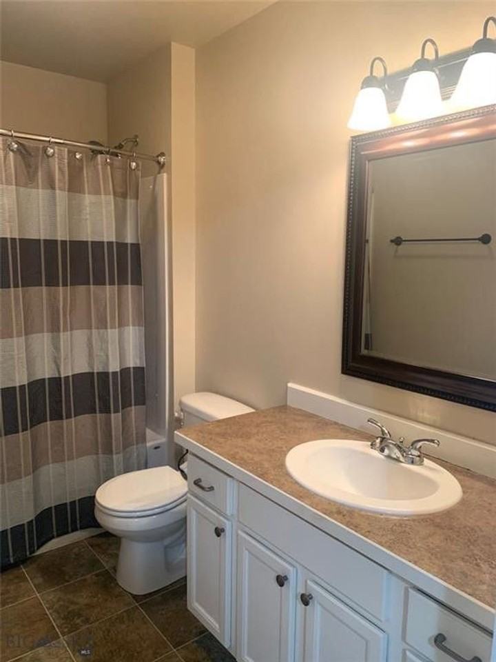 796 Quail Run Rd #C - Photo 5 of 10