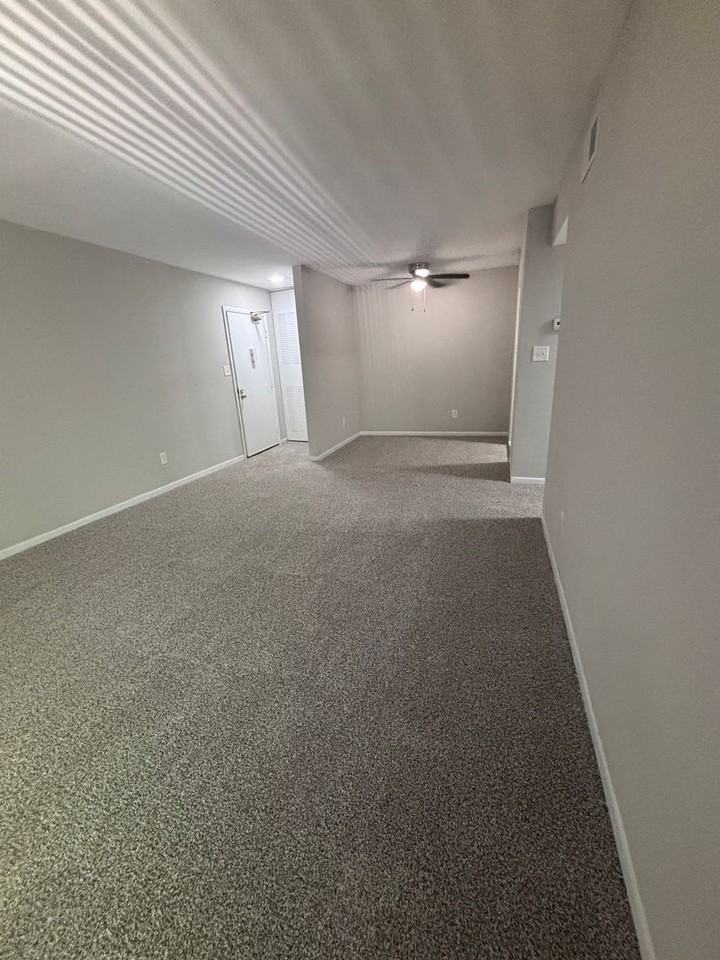 241 Orchard Trace Ln #8 - Photo 4 of 10
