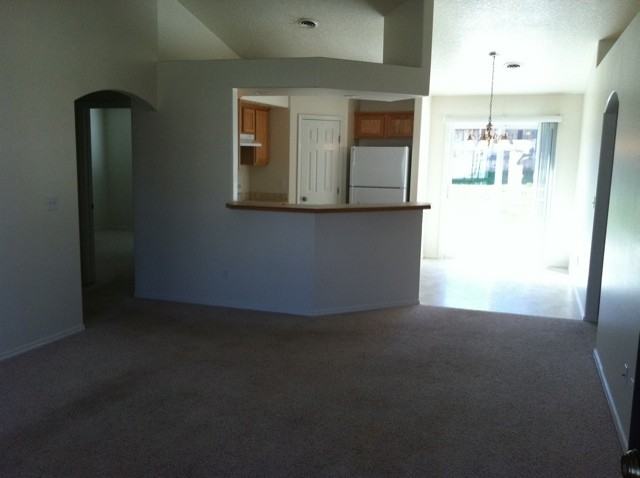 3693 S Creekwood Way - Photo 2 of 6