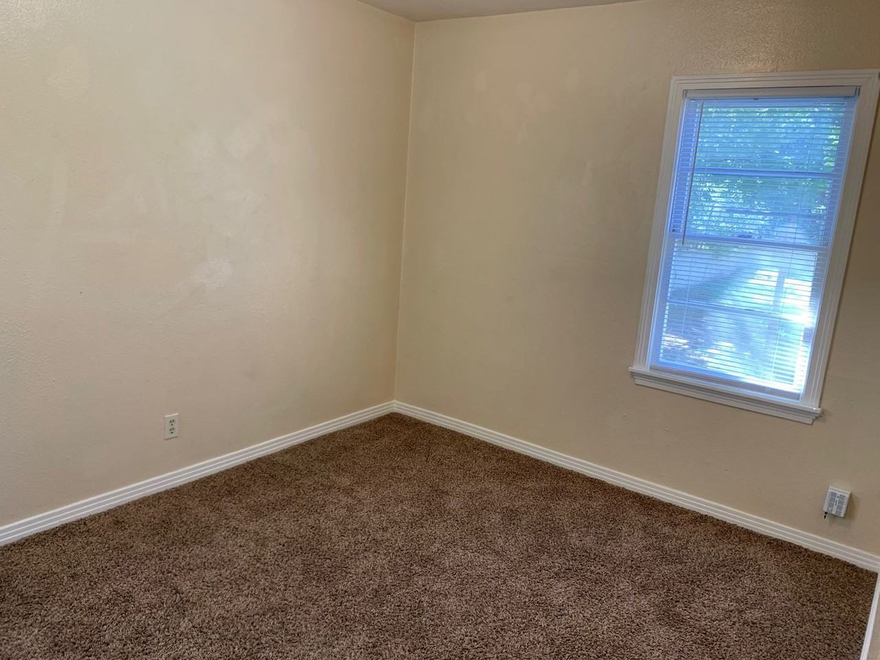 4229 Sw 2nd Ave Apt A - Photo 3 of 11