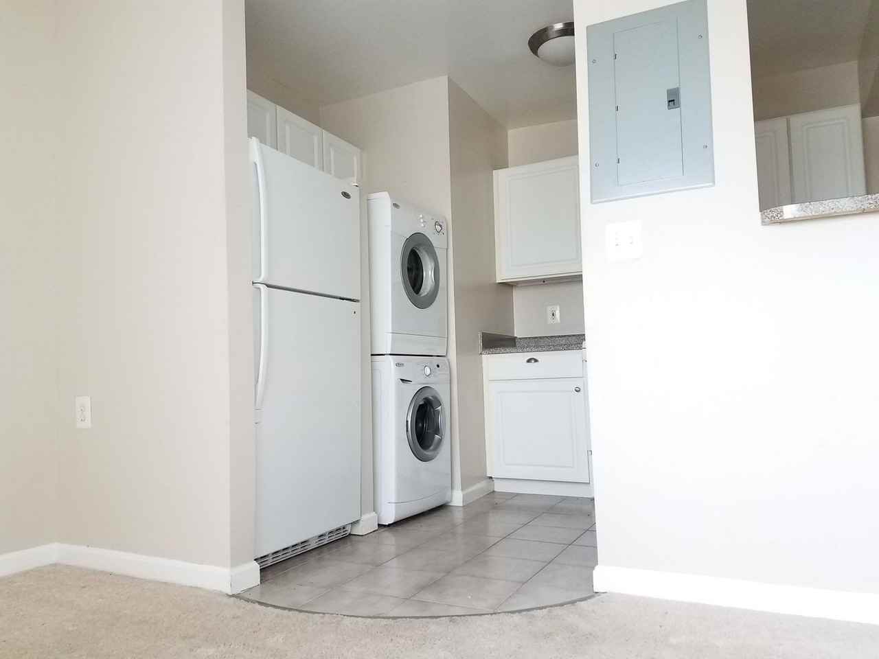 2500 Markham Ln #5 - Photo 6 of 10