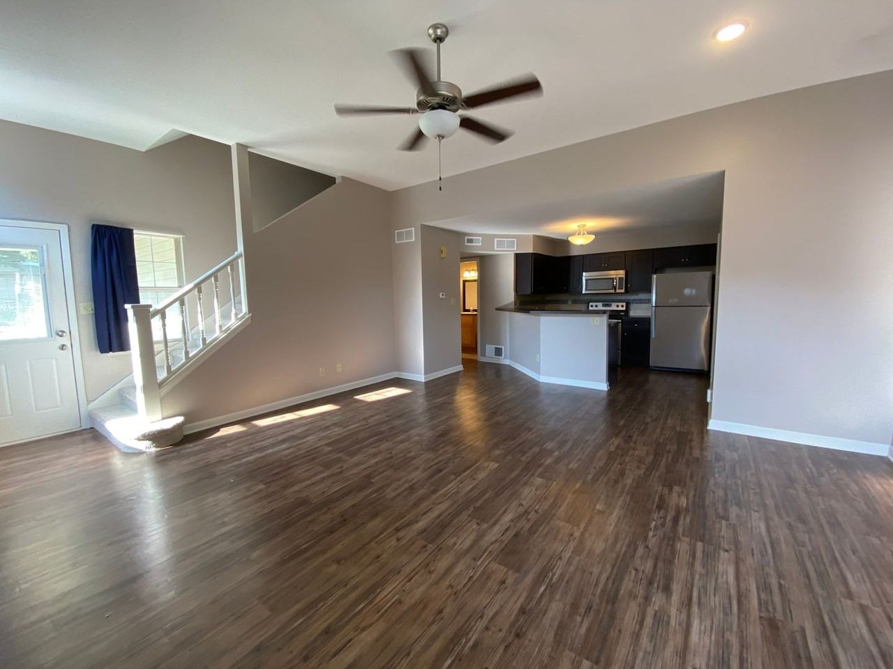 815 Mission Ave - Photo 5 of 14