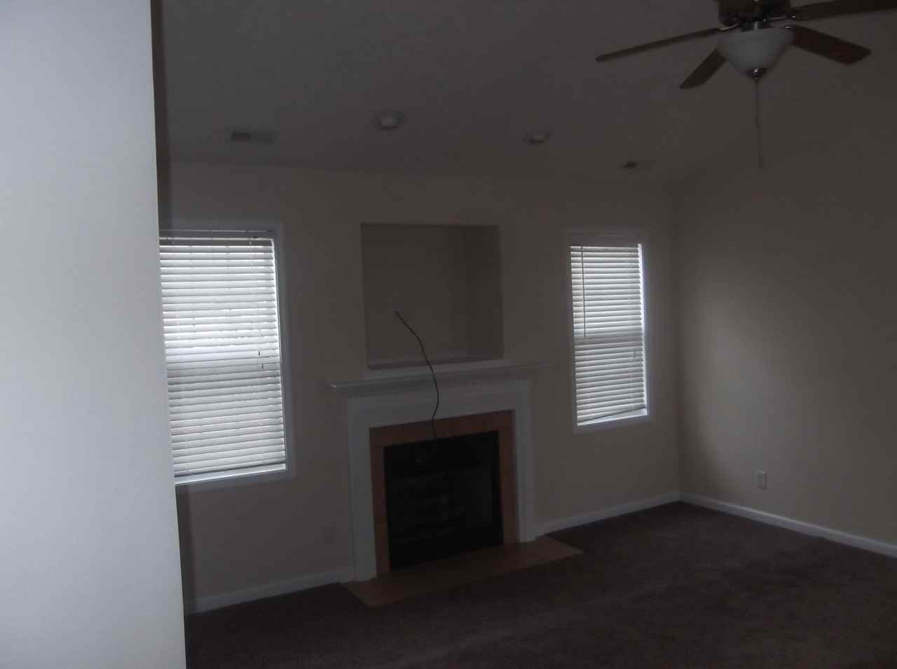 1250 Mingary Ave - Photo 7 of 27